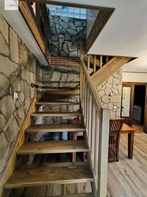 Casa de 140 m² a Hazas de Cesto