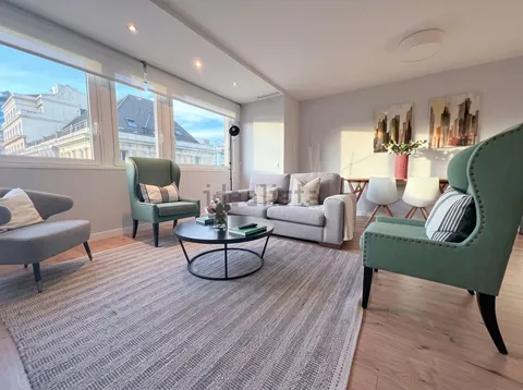 Appartamento 90 m² a Madrid (2/42)