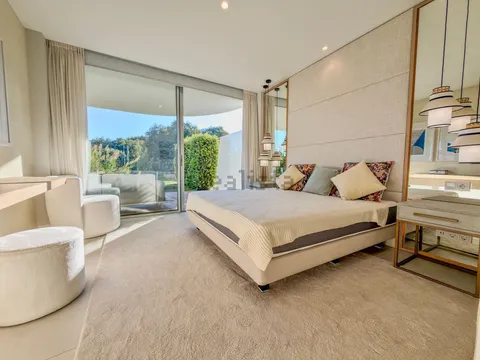 Appartamento 412 m² a Estepona
