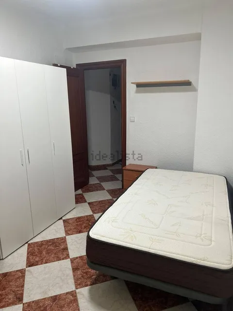 Apartamento 90 m² em Granada