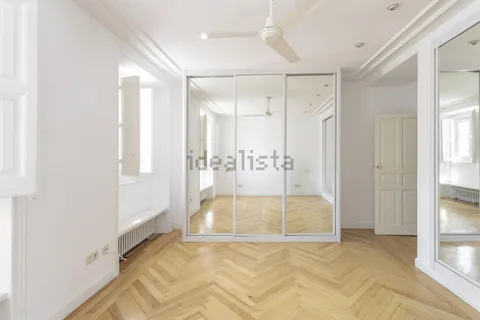 Wohnung 140 m² in Madrid