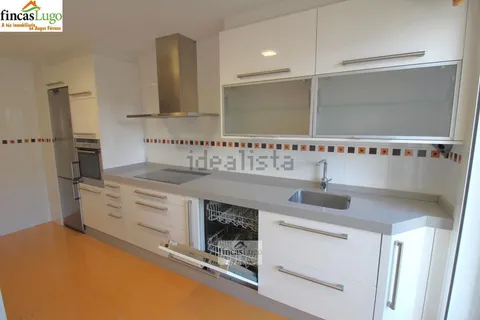 Flat 97 m² in Lugo