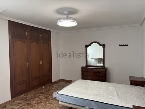 Room for rent, Ibi