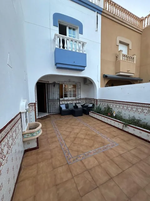 Casa de 124 m² a Roquetas de Mar