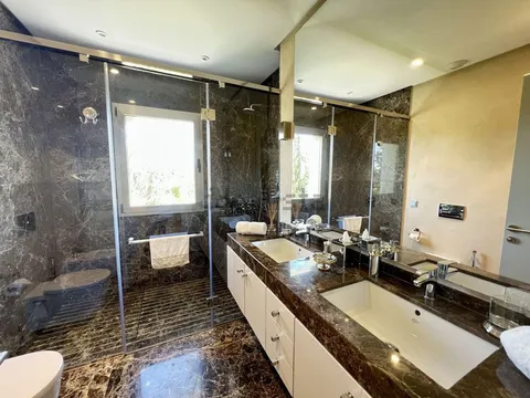 Casa 410 m² a Estepona