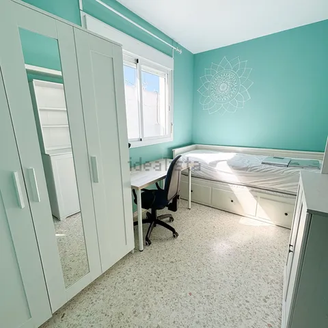 Habitación en alquiler, Cádiz (3/11)