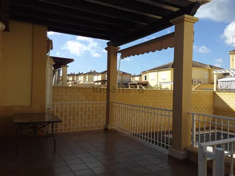 Casa de 240 m² a Còrdova