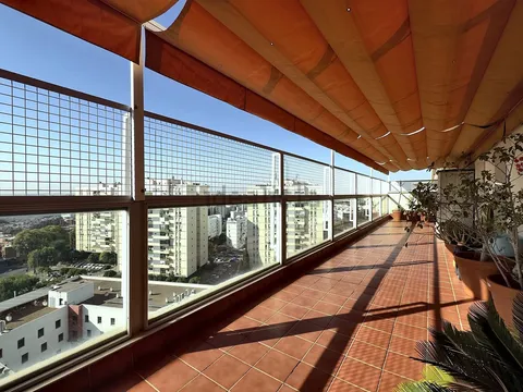 Pis de 160 m² a Sevilla