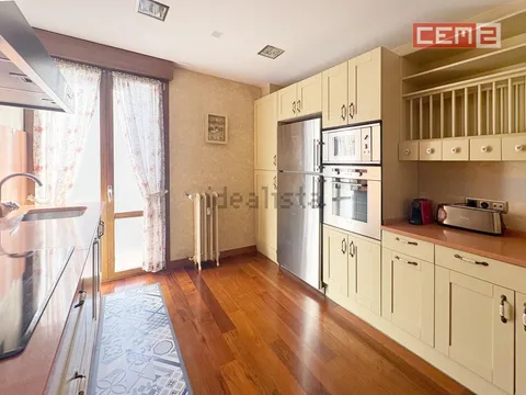 Appartement 74 m² à Pampelune