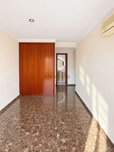 Wohnung 102 m² in Valencia