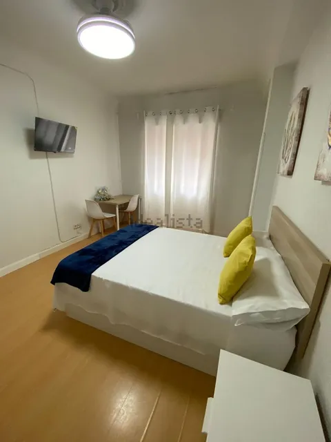 Habitación en alquiler, Madrid (3/10)