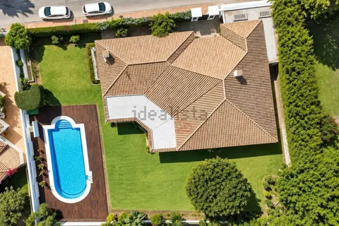 Casa de 357 m² en Marbella (2/45)