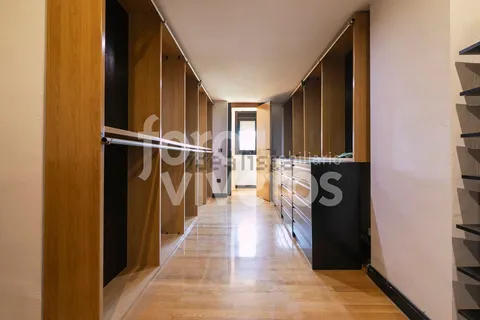 Appartamento 216 m² a Valencia