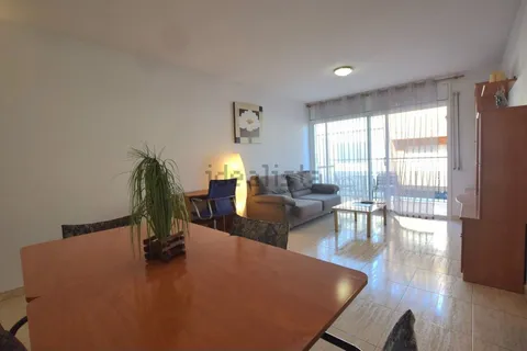 Pis de 82 m² a Pineda de Mar (3/16)