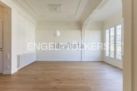 Flat 180 m² in Valencia