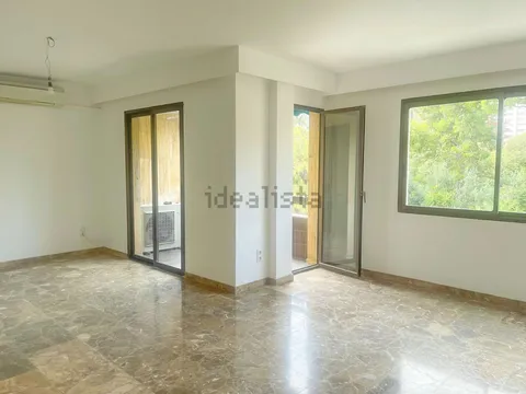 Flat 168 m² in Valencia