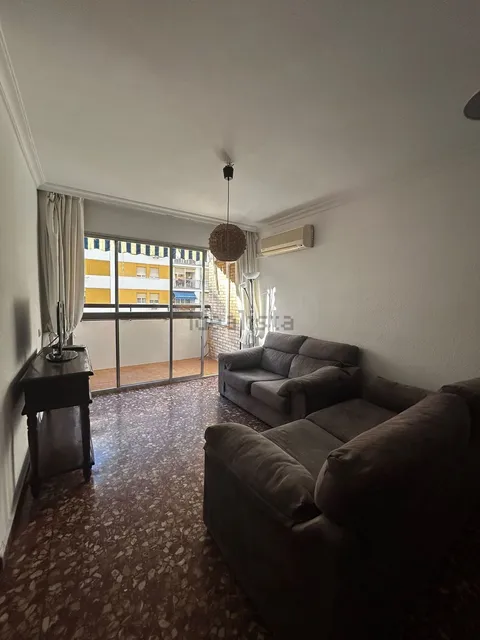 Flat 84 m² in Seville