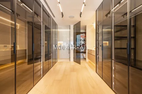 Wohnung 246 m² in Valencia