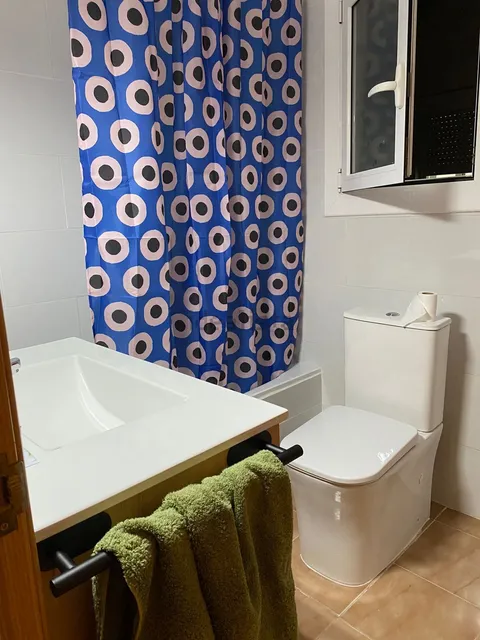 Habitació de lloguer, Vilanova i la Geltrú (4/11)