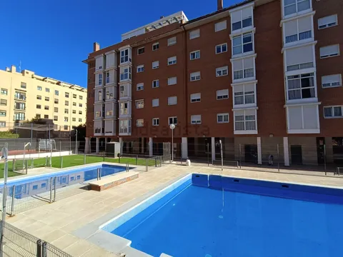 Flat 100 m² in Madrid