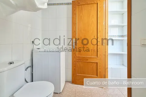 Quarto para alugar, Cádiz