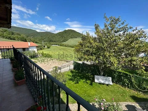 Casa 180 m² a Ezcabarte