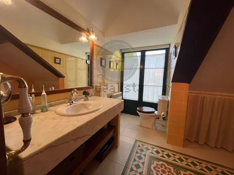 Haus 290 m² in Ferrol