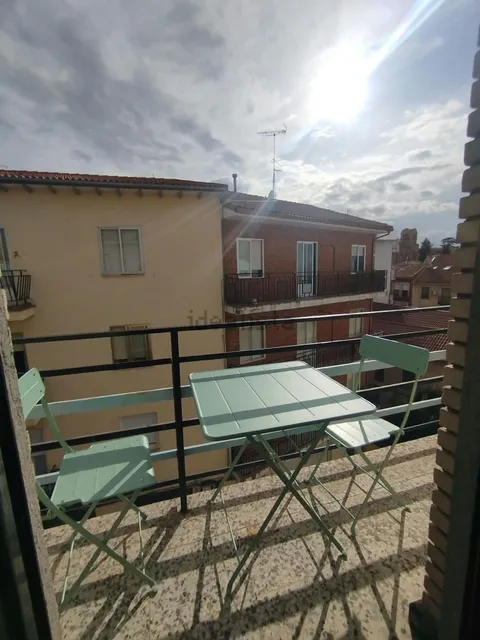 Habitació de lloguer, Àvila