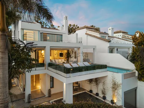 Haus 442 m² in Marbella
