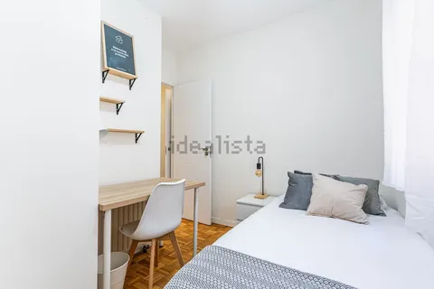 Room for rent, Madrid
