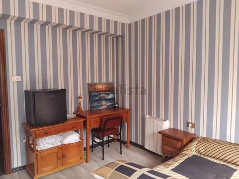Zimmer zur Miete, Ferrol (2/4)