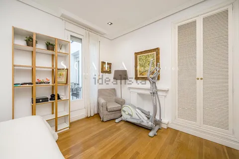 Flat 111 m² in Madrid
