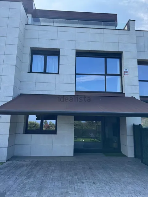 Wohnung 99 m² in Santa Cruz de Bezana (2/35)