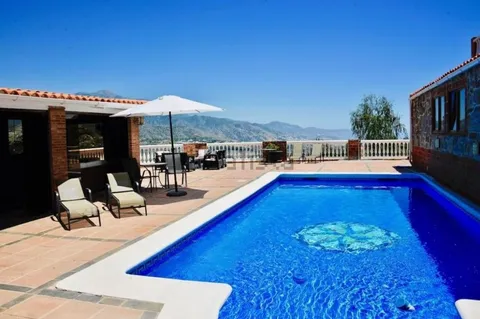 House 649 m² in Torrox
