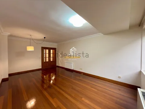 Appartement 96 m² à Logrogne