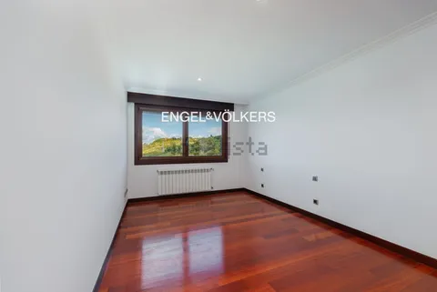 Casa 425 m² a Vigo