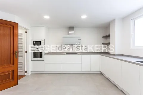 Pis de 200 m² a València