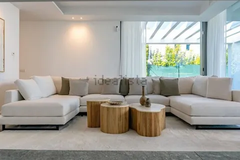 Casa de 300 m² a Estepona