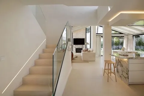 Haus 400 m² in Marbella