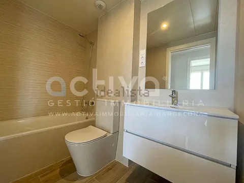 Pis de 80 m² a Sant Feliu de Llobregat