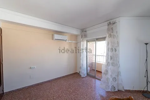 Pis de 75 m² a Oliva