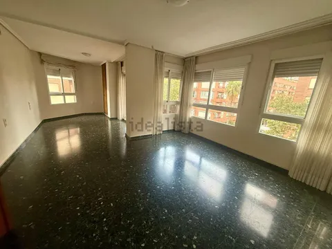 Pis de 102 m² a València