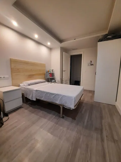 Habitació de lloguer, Osca