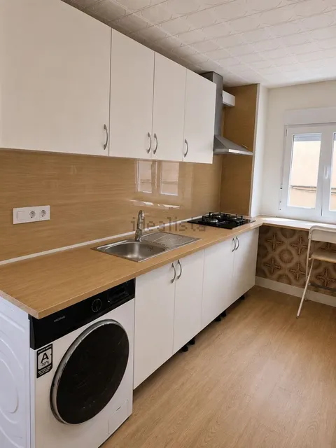 Chambre à louer, Monzón (3/5)