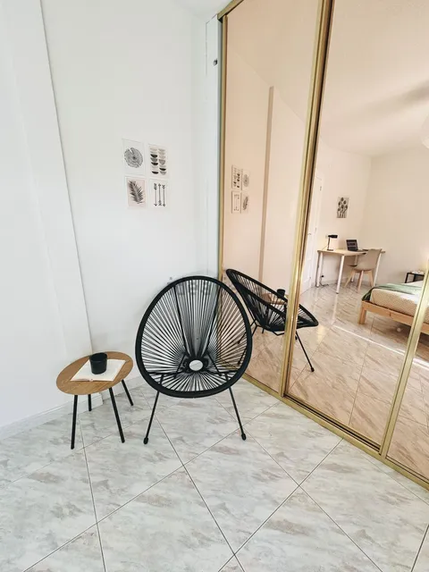 Habitació de lloguer, Àvila