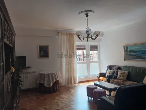 Habitació de lloguer, Osca
