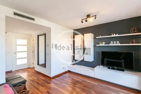 Piso de 80 m² en Sant Adrià de Besòs (3/31)