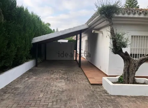 Casa de 355 m² a Mairena del Aljarafe