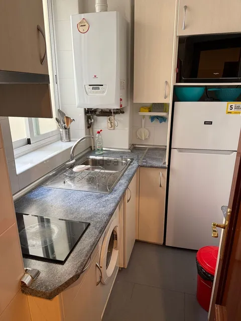 Habitación en alquiler, Madrid (3/8)