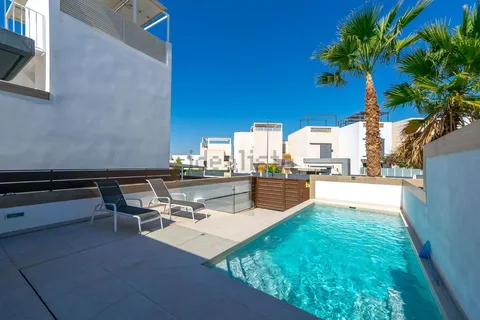 Casa de 150 m² en Benijófar (3/30)